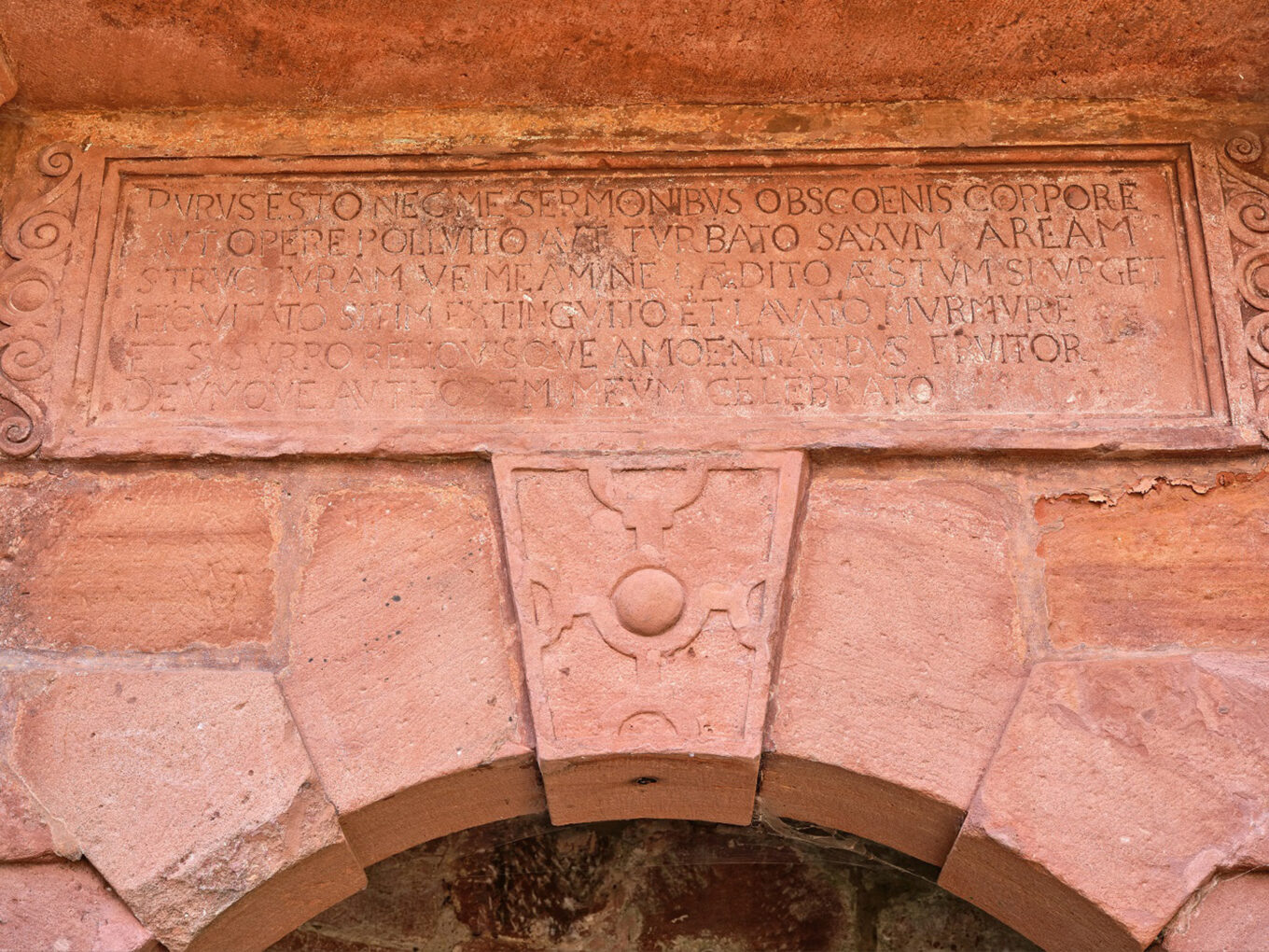 Elisabeth Well, inscription