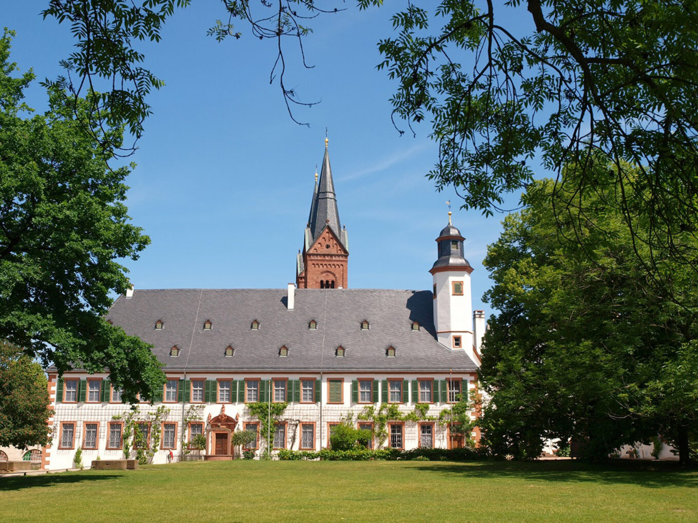 Seligenstadt Abbey, prelature building