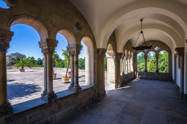 View from the Romanesque Hall to the terrace in Homburg Palace