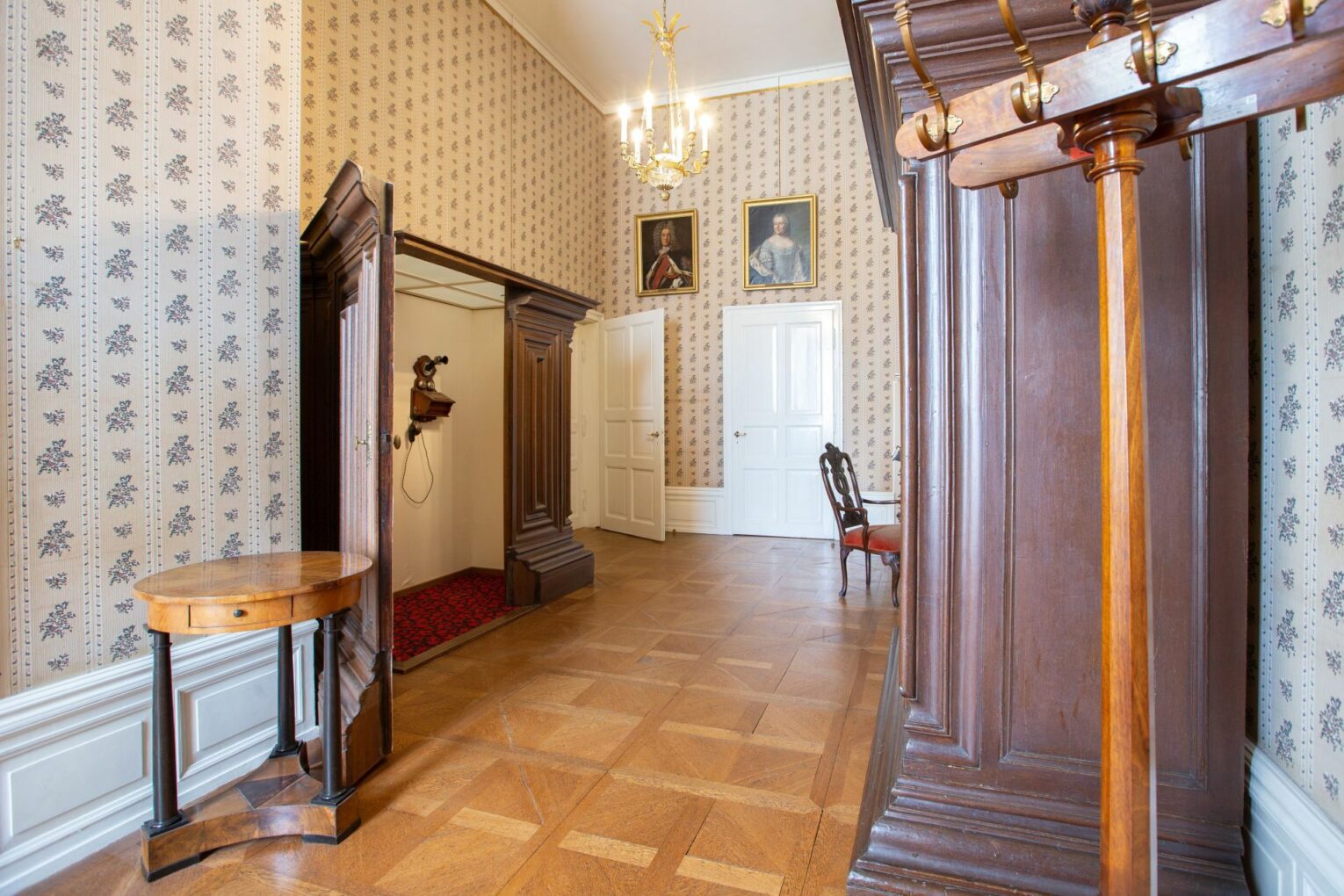 The Telephone Room in the Imperial Rooms